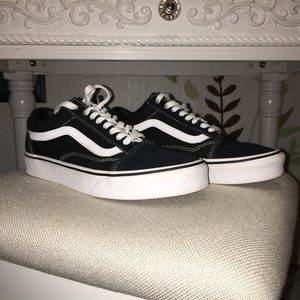 Vans Old Skool Black Size 9 Women’s